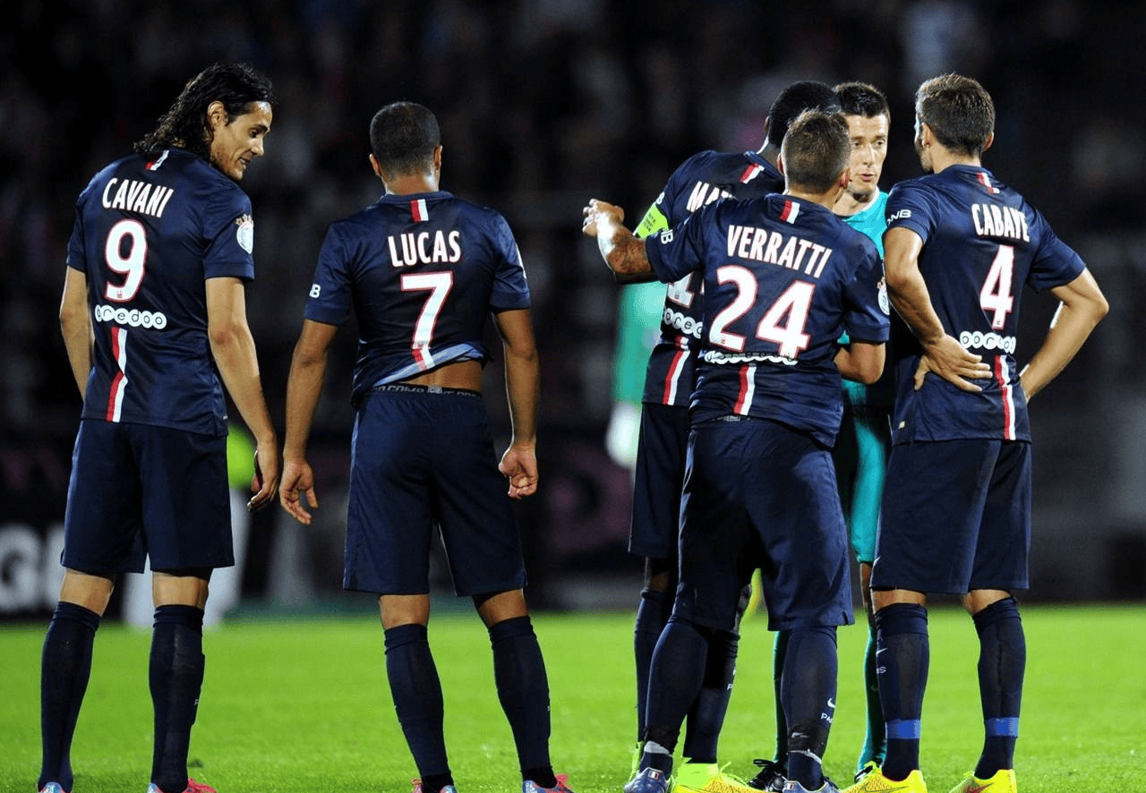 尼斯备战法甲比赛,主队全员备战 尼斯备战法甲比赛,主队全员备战