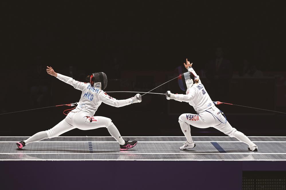 西班牙男子击剑选手获得银牌殊荣