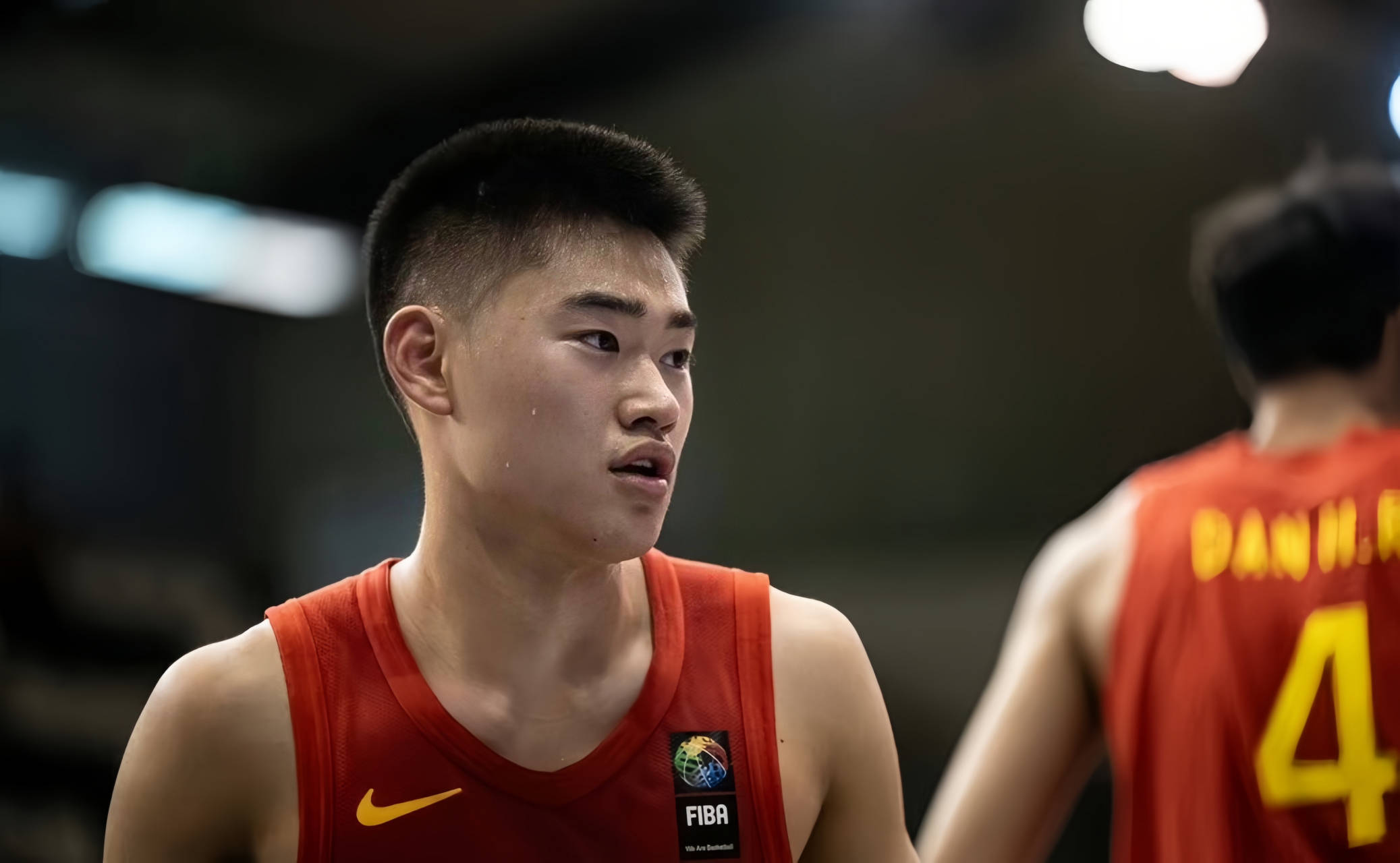 河南男篮缺阵主力球员,顽强拼搏求胜 河南男篮缺阵主力球员,顽强拼搏求胜