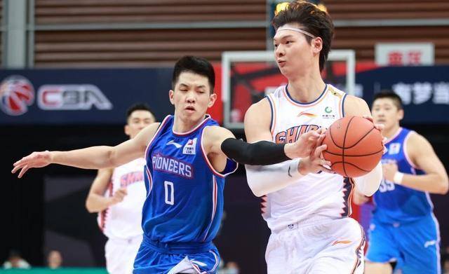 上海男篮取得胜利,继续保持不败纪录 上海男篮取得胜利,继续保持不败纪录