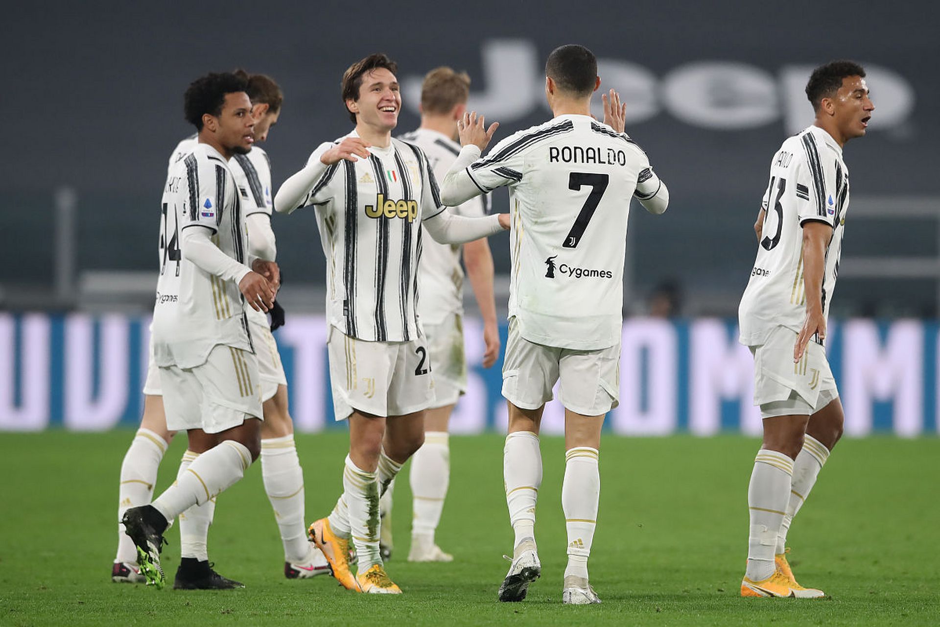 尤文图斯主场战平那不勒斯,大罗进球 尤文图斯主场战平那不勒斯,大罗进球