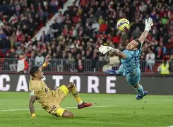 关于阿尔梅里亚客场遭遇失败，降级阴影的信息