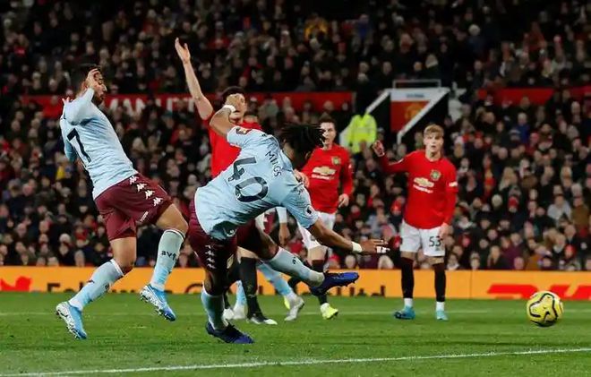 曼城主场胜过德国劲旅 曼城主场胜过德国劲旅