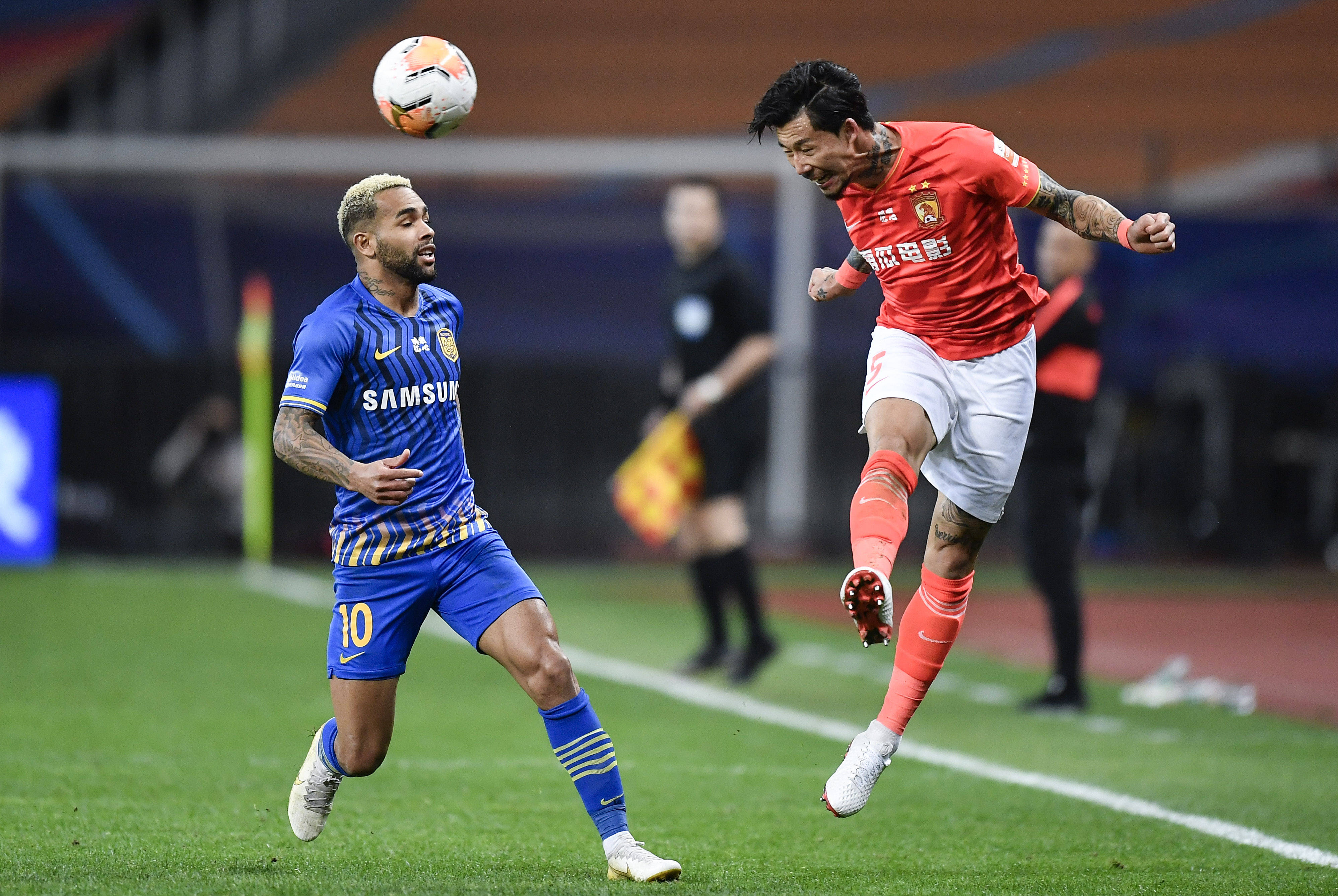 开云体育官方网站-关于广州恒大迎战江苏苏宁，胜负难料！的信息