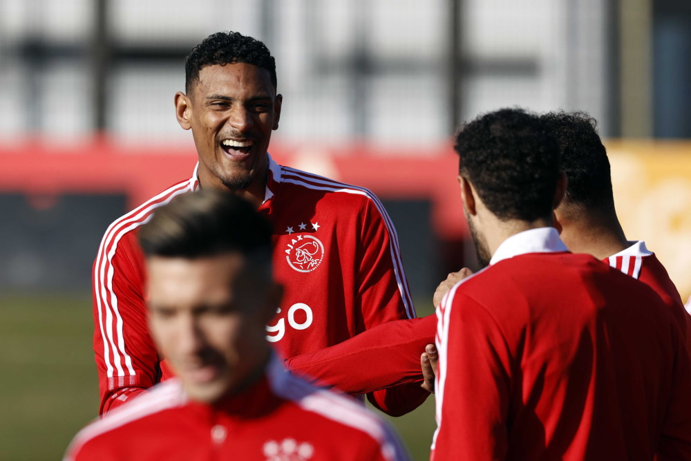 阿贾克斯队员集训备战欧冠赛场 阿贾克斯队员集训备战欧冠赛场