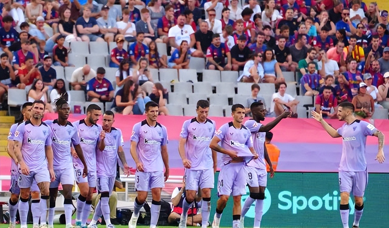 开云体育登录-巴恩斯利主场失利，保级困境愈发严重！