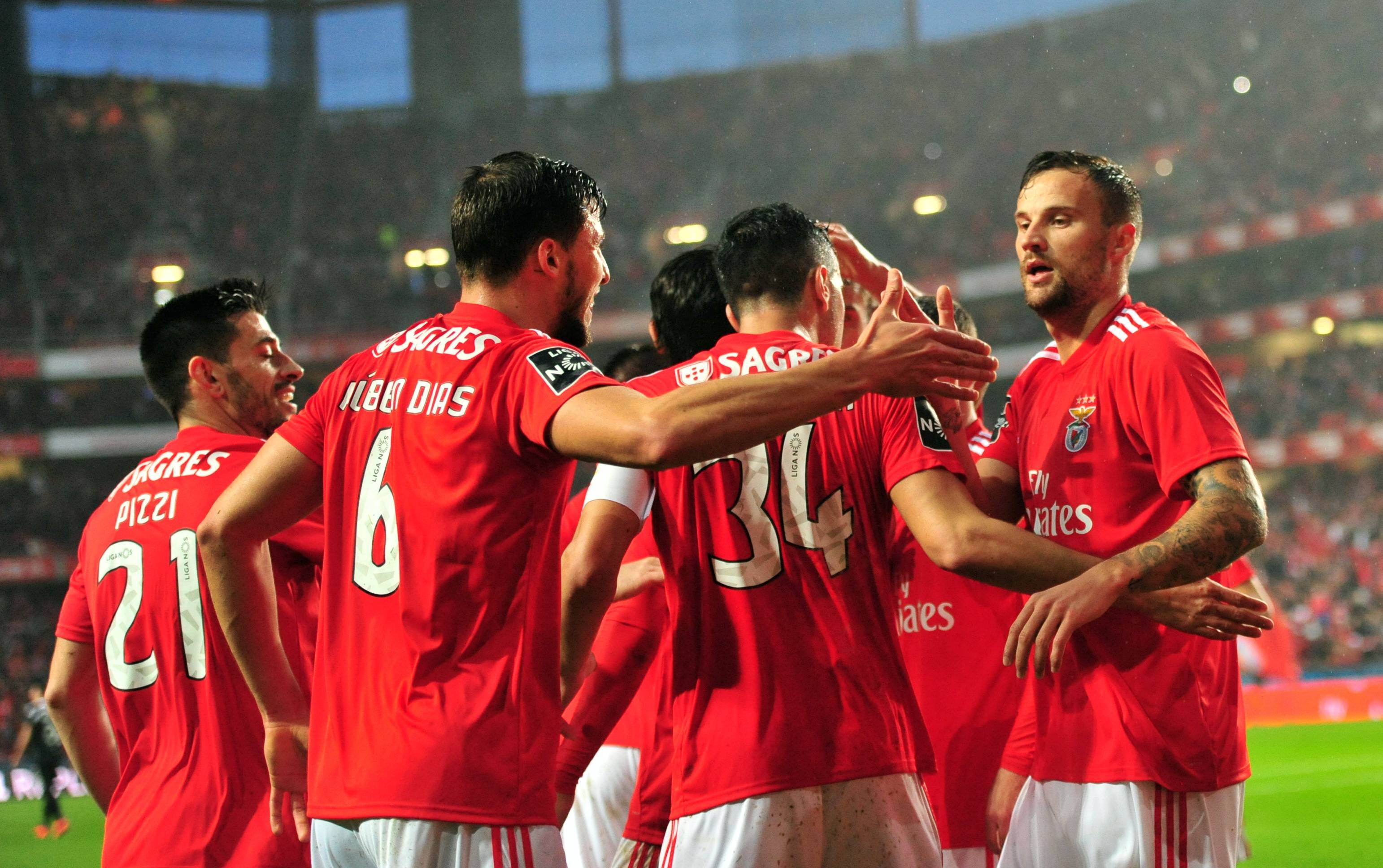 包含葡萄牙主场憾平塞尔维亚,保持不败之身的词条 包含葡萄牙主场憾平塞尔维亚,保持不败之身的词条