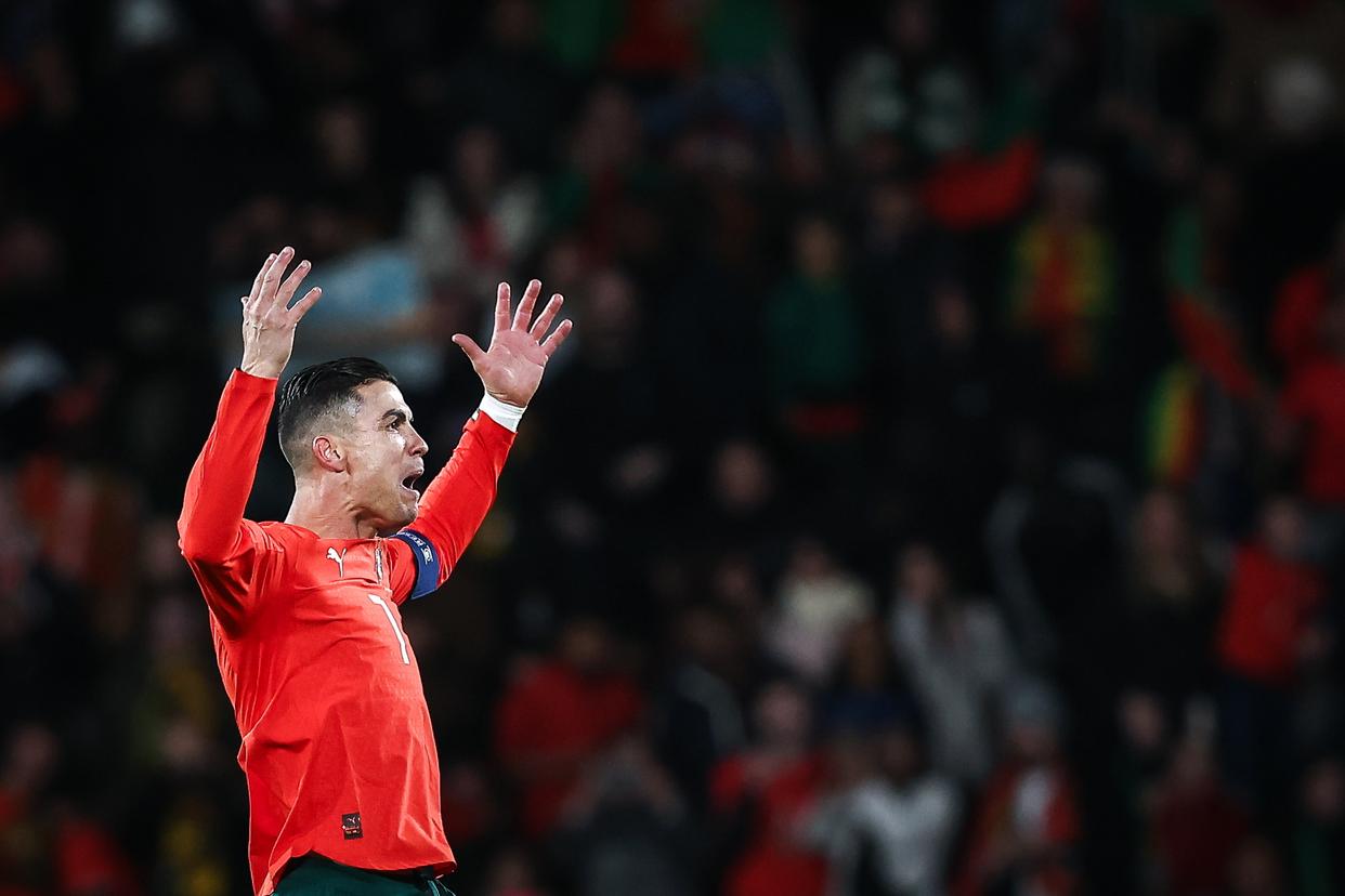 包含威尔士足球实力蒸蒸日上，晋级欧国联半决赛的词条