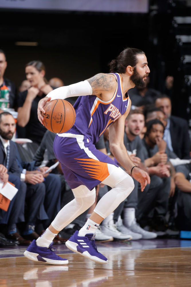 国王战爵士:米切尔火力全开与福克斯对决 国王战爵士:米切尔火力全开与福克斯对决