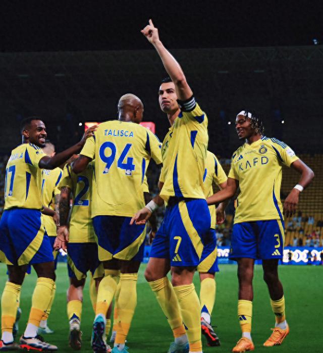 开云APP-瑞典队在国际比赛中取得胜利