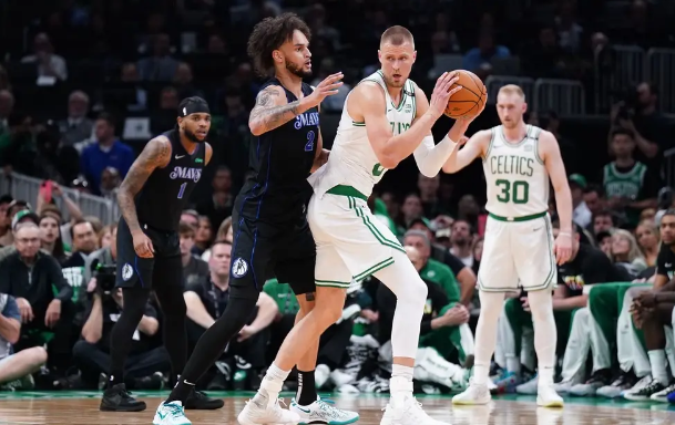 开云体育-独行侠大胜凯尔特人，唐西奇表现全面的简单介绍