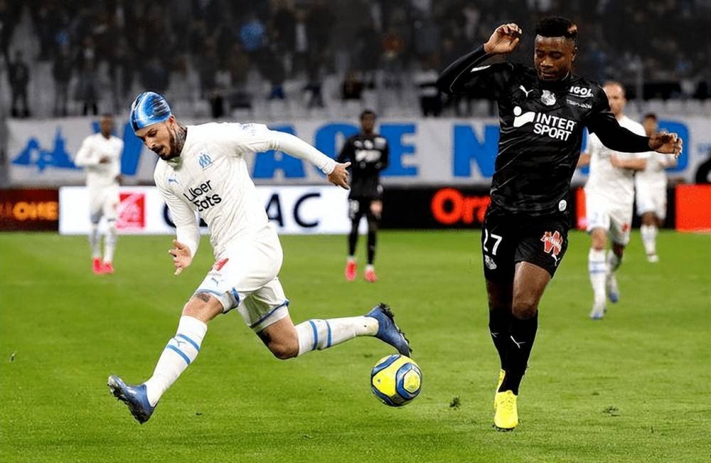 开云下载-南特客场不敌图卢兹：反复折磨不断续写痛苦