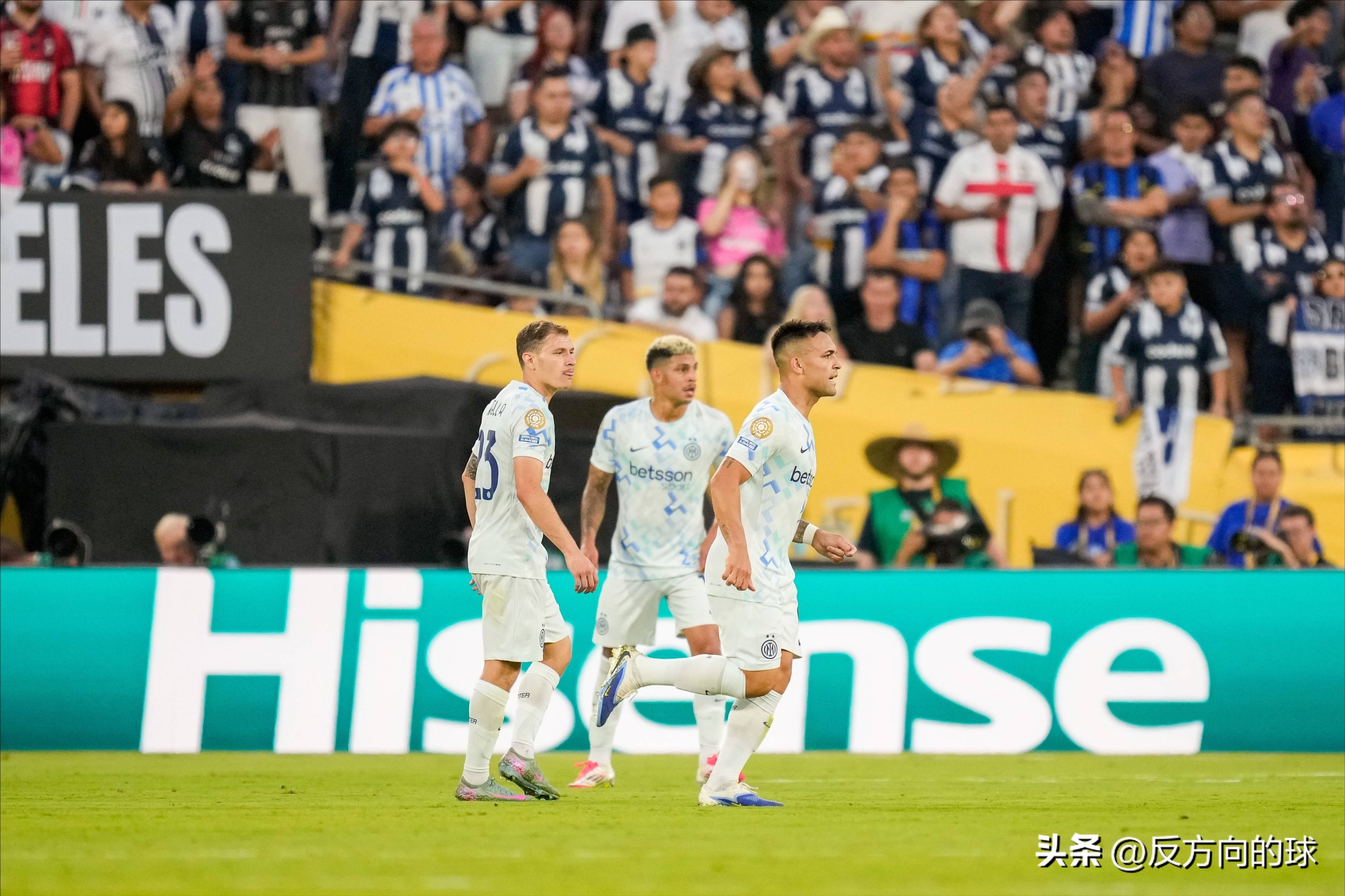 开云体育-墨西哥球队在国际赛场上取得胜利的简单介绍