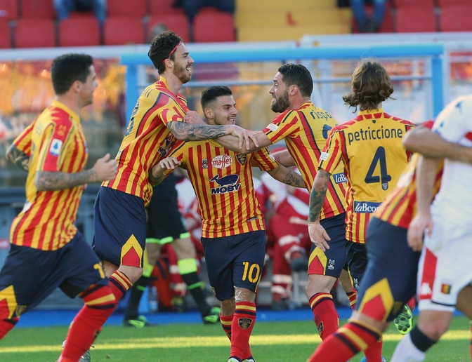 热那亚逆袭取胜,热那亚主场夺得胜利 热那亚逆袭取胜,热那亚主场夺得胜利