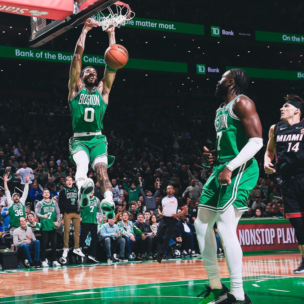 开云官网-欧洲篮球锦标赛热火艰难击败凯尔特人，挺进决赛的简单介绍