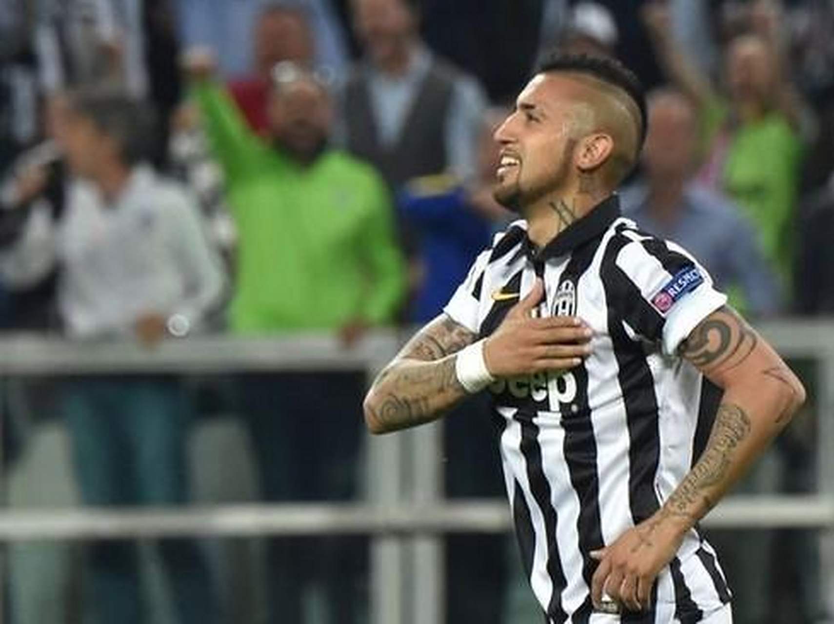 比达尔再发神勇,助巴萨轻松击败对手 比达尔再发神勇,助巴萨轻松击败对手