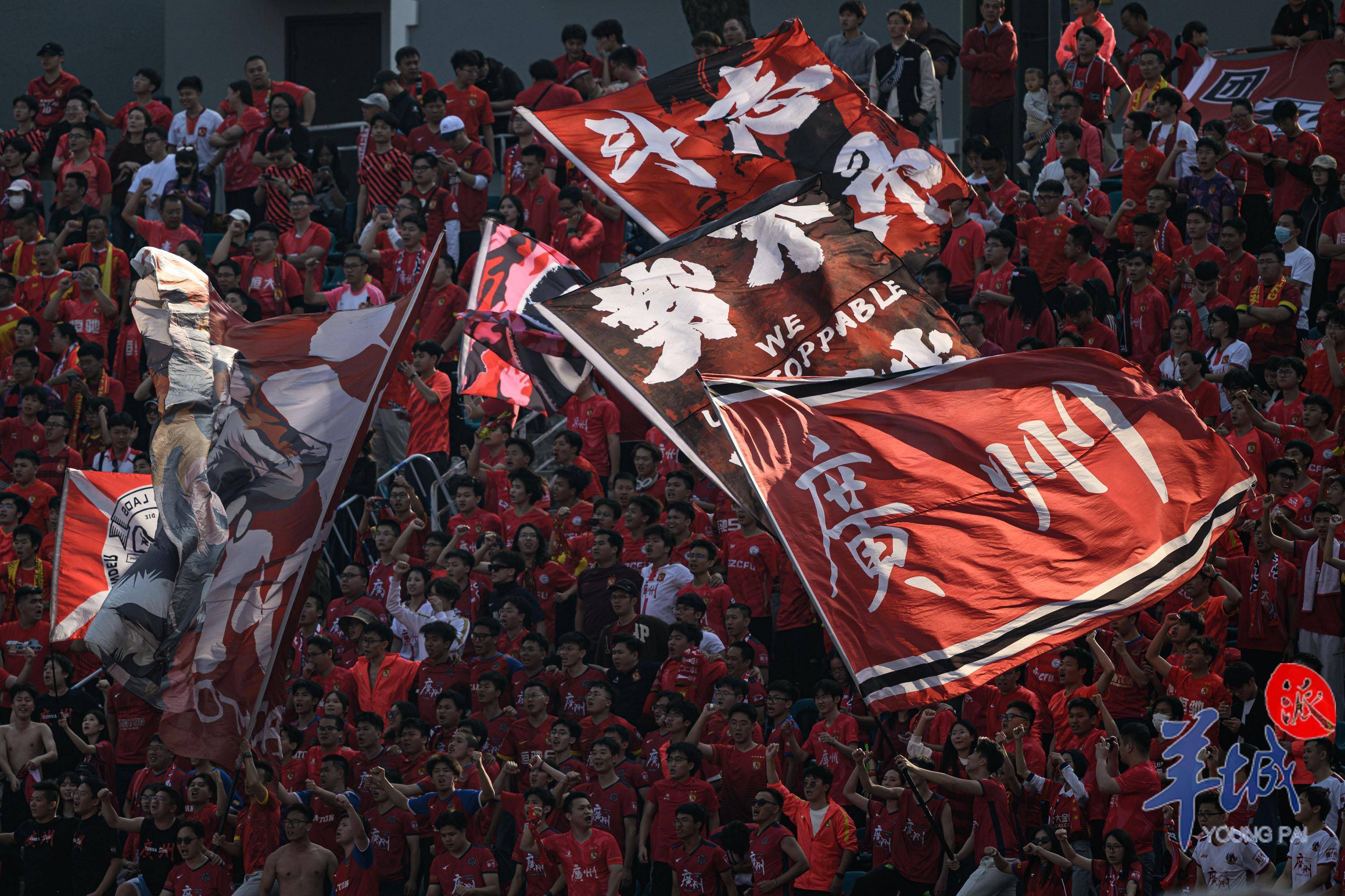 包含阵型调整引领新局势展现球队活力的词条