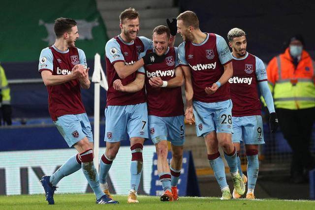 瓦朗谢纳客场击败南特,榜首位置稳固的简单介绍 瓦朗谢纳客场击败南特,榜首位置稳固的简单介绍