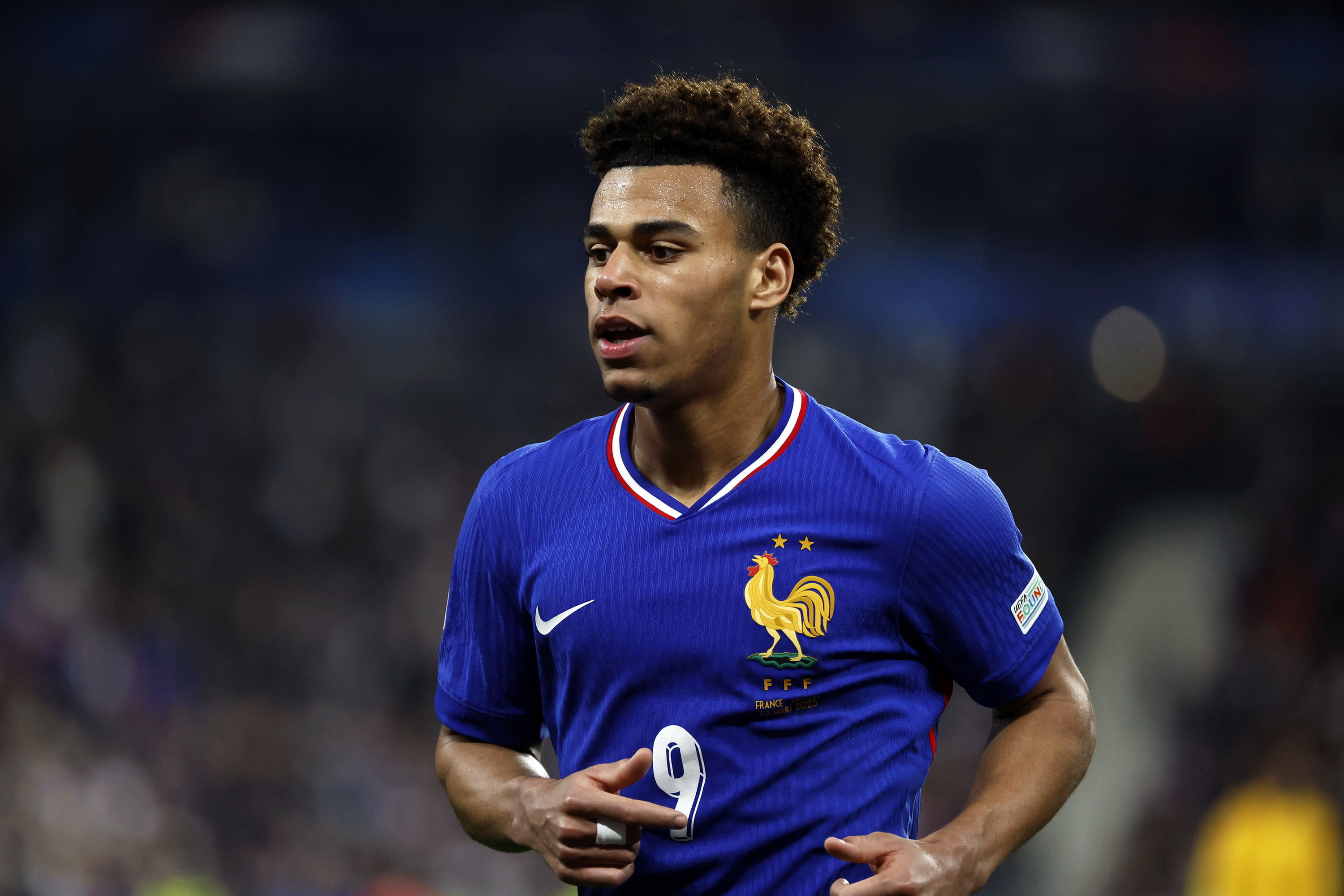 开云体育官网-法国队在欧预赛淘汰赛中展现出色实力