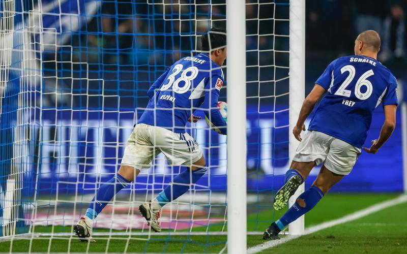 包含沙尔克客场大胜,连续取得胜利的词条 包含沙尔克客场大胜,连续取得胜利的词条