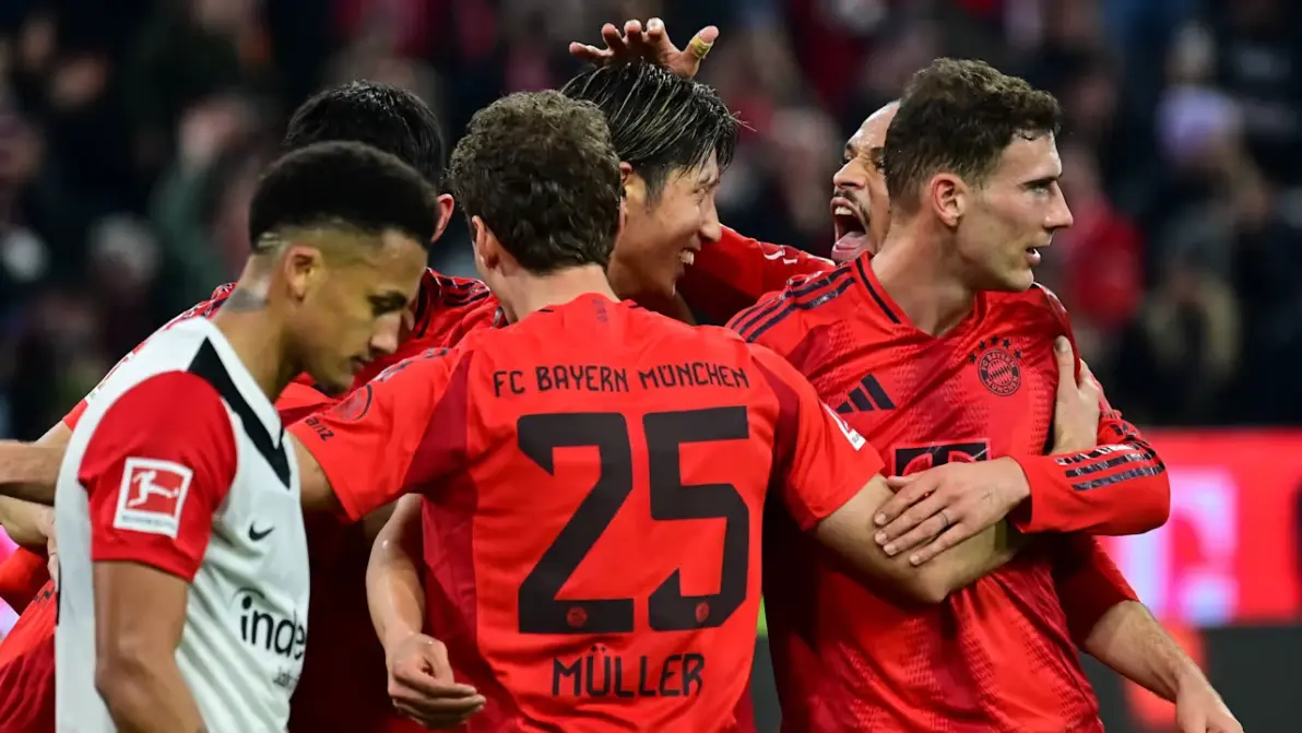 开云平台-拜仁慕尼黑主场战胜法兰克福，提前三轮夺得德甲冠军的简单介绍