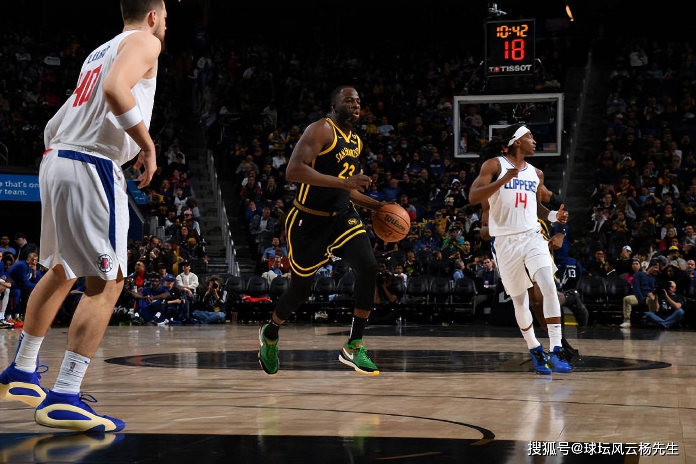 勇士加时逆转快船,库里高效砍下35分 勇士加时逆转快船,库里高效砍下35分