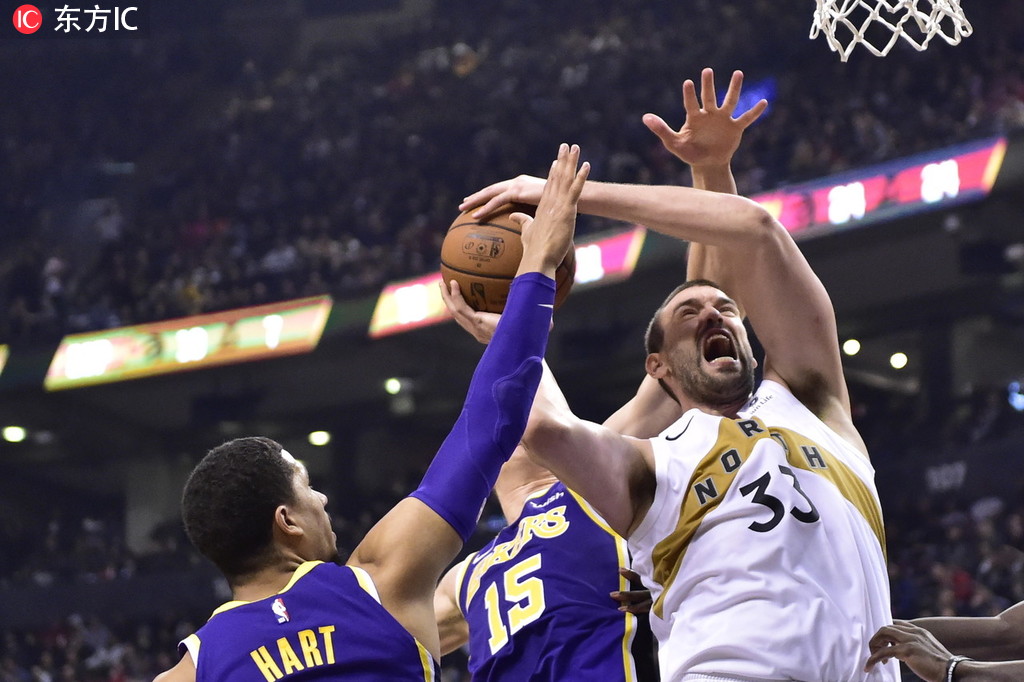 猛龙大胜湖人,伦纳德轰28分 猛龙大胜湖人,伦纳德轰28分