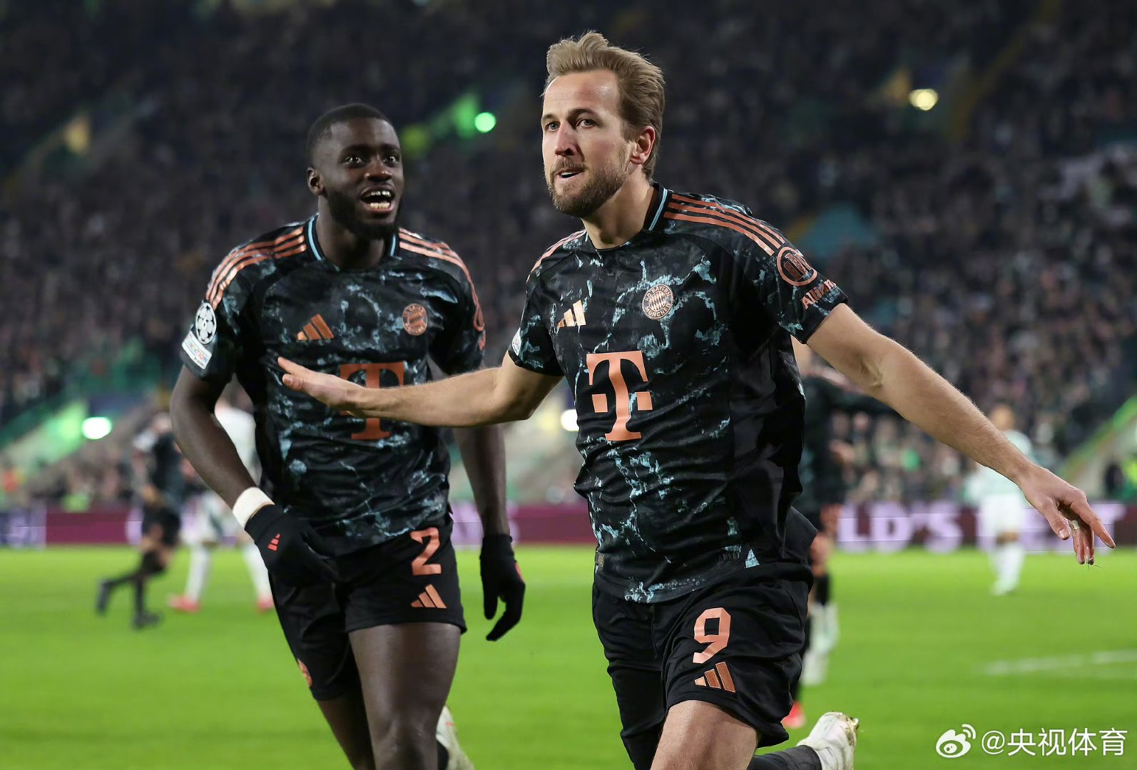 利物浦完胜拜仁，哈兰德带队取胜